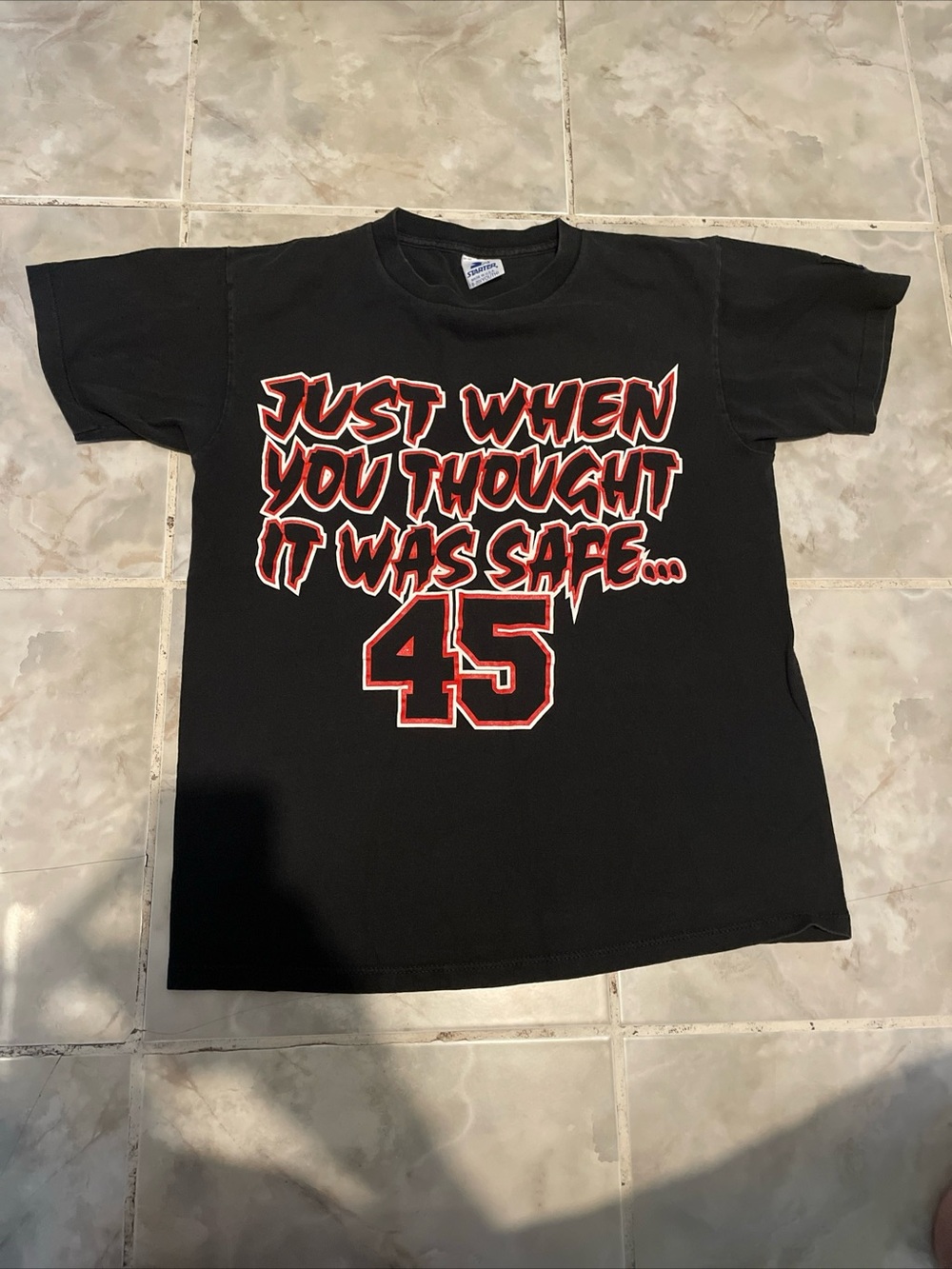 Vintage 90s Michael Jordan He’s Back 45 Starter Youth T-shirt SZ 18-20
